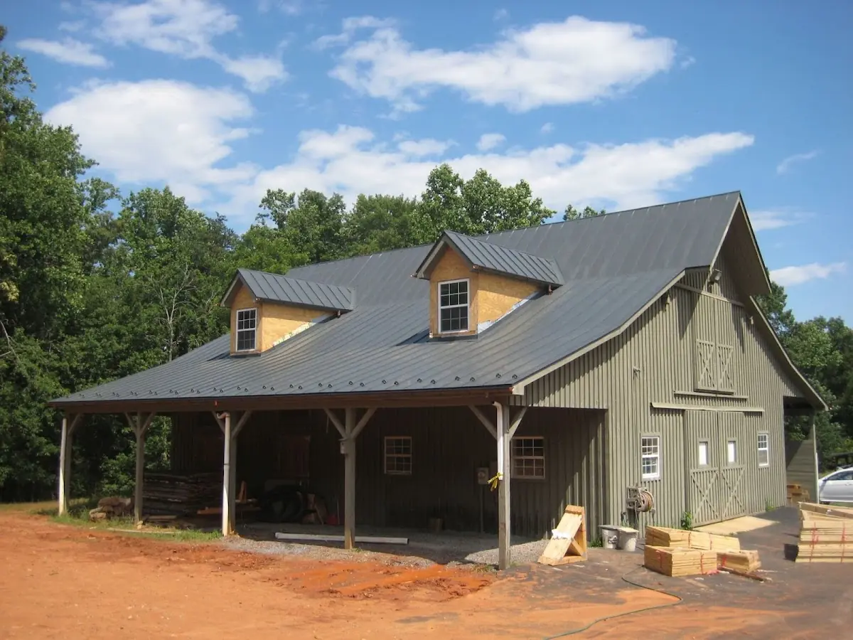 Expert Asphalt Roof Repair workmanship in Charleston Afb